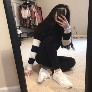 Shoe dazzle Rowina Sneaker